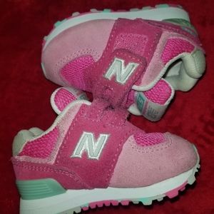 New Balance 574 Kids Shoes Size 3